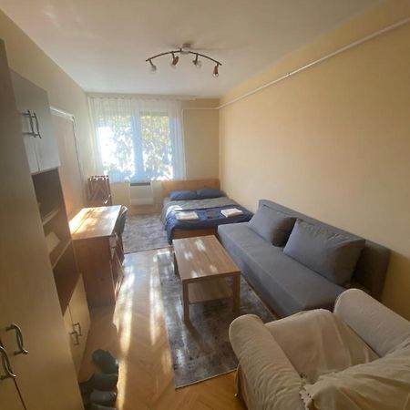 Oeguenc'S Apartment Сегед Екстериор снимка