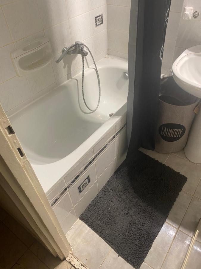 Oeguenc'S Apartment Сегед Екстериор снимка